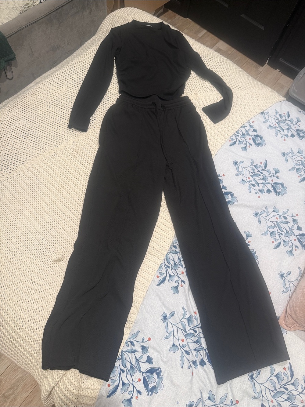 BTFBM Women's Black Wide-Leg Drawstring Pants and top long sleeve